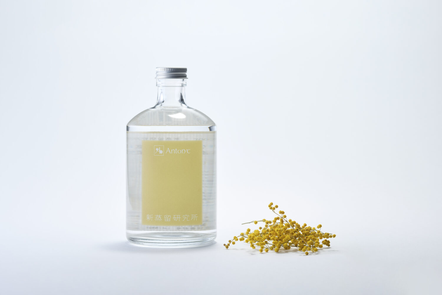 大切な人と大切な記憶に寄り添う香りに関する探究　Euphoria yellow